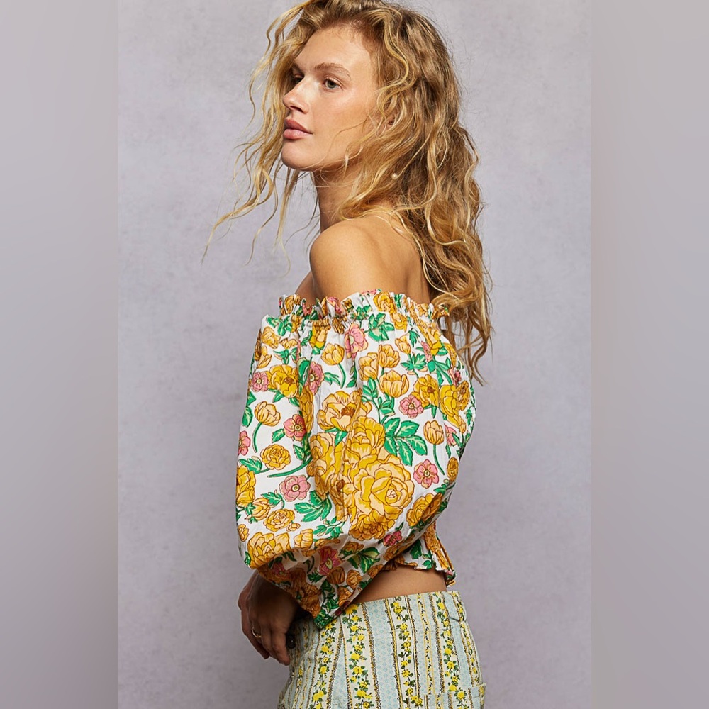 POL Floral Print Off-Shoulder Smocked Blouse - Picture 3 of 5